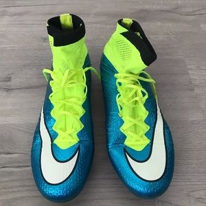 Nike Women’s Mercurial Superfly FG Cleats